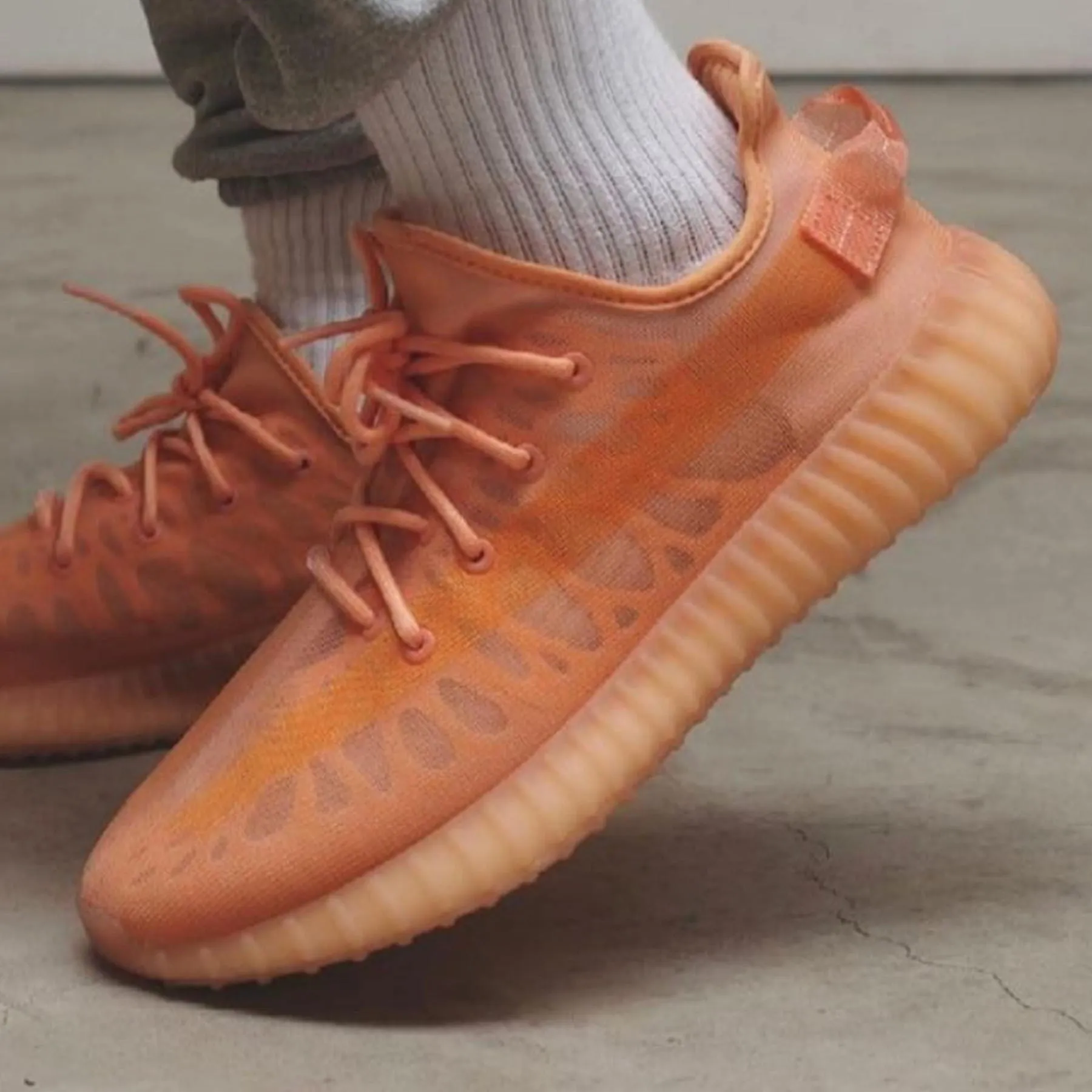 Adidas Yeezy Boost 350 V2 Mono Clay