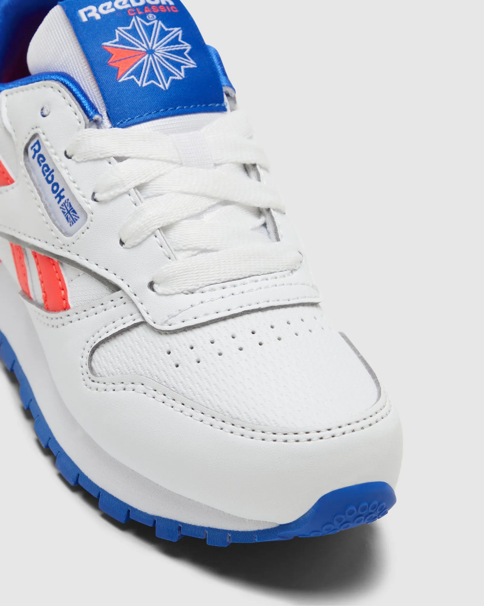 Classic Leather Step N Flash White/Electriccobalt/Neoncherr