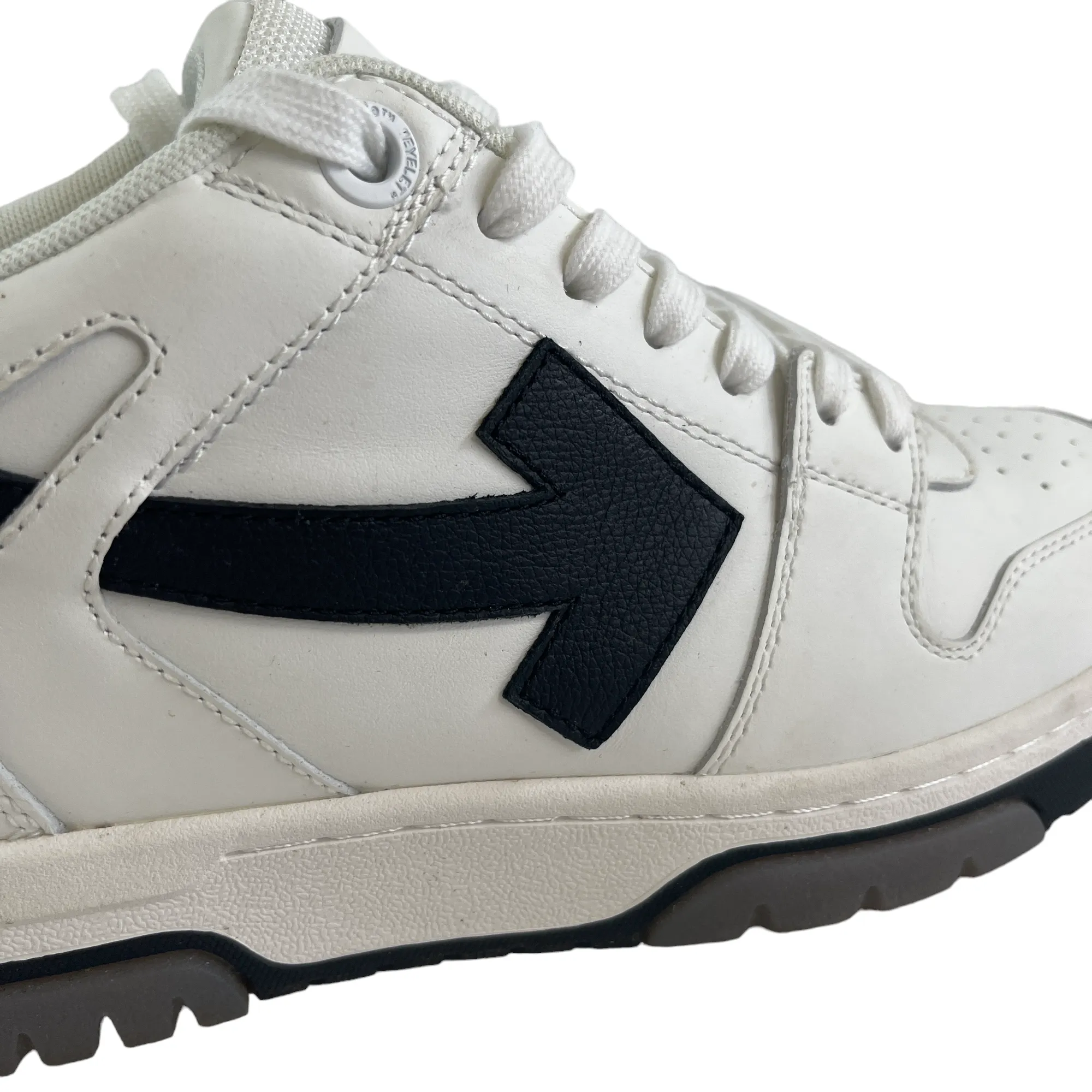 Men's Out Of Office Low Trainers White Size EU 41 / UK 7