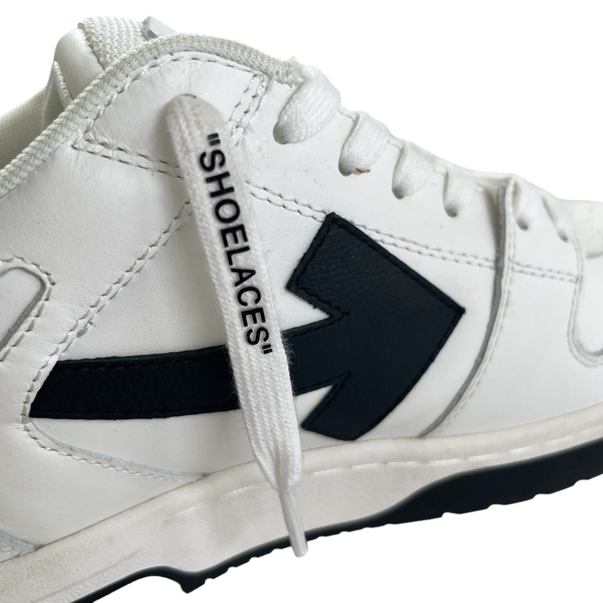 Men's Out Of Office Low Trainers White Size EU 41 / UK 7