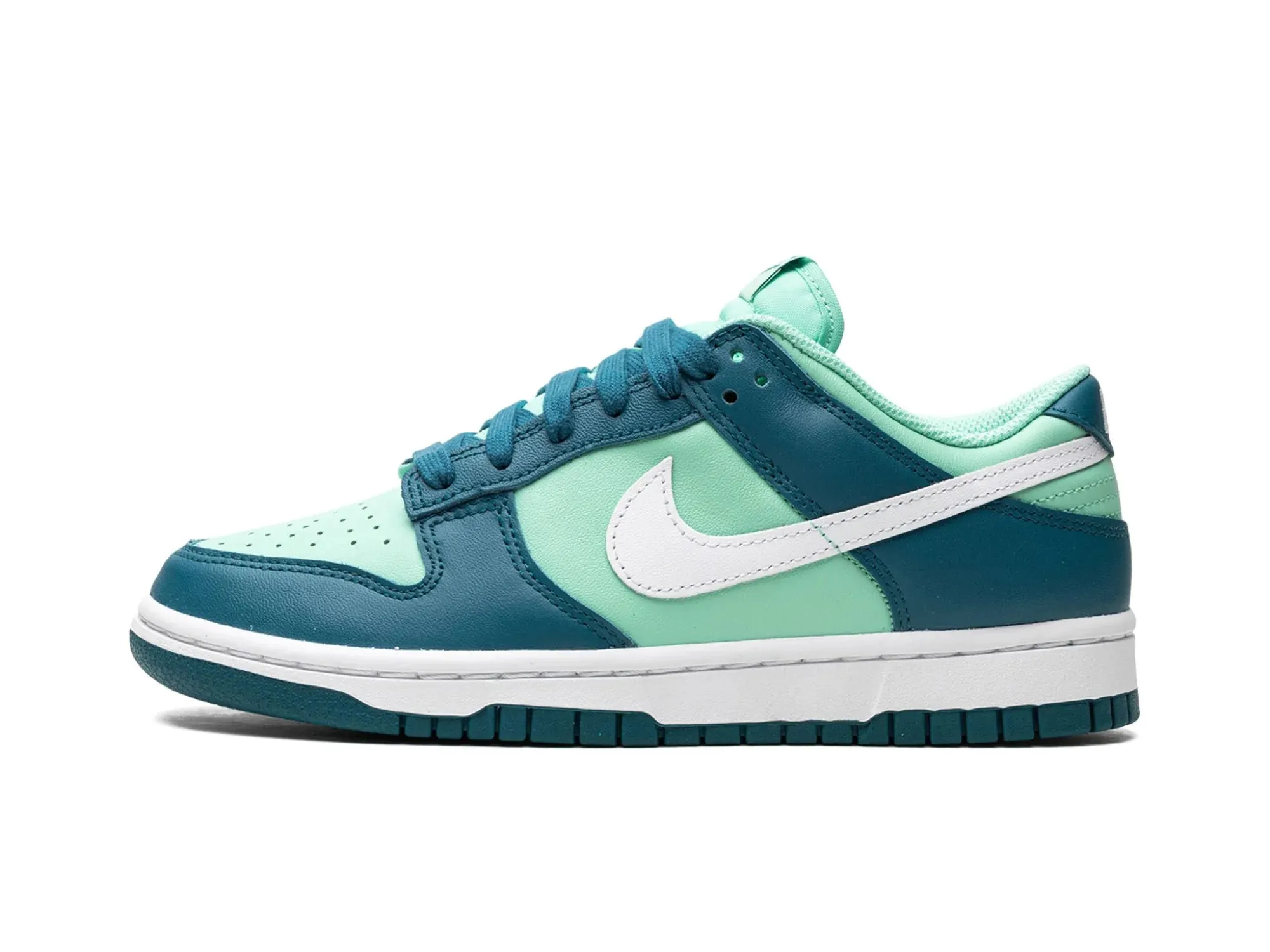 Nike Dunk Low "Geode Teal"