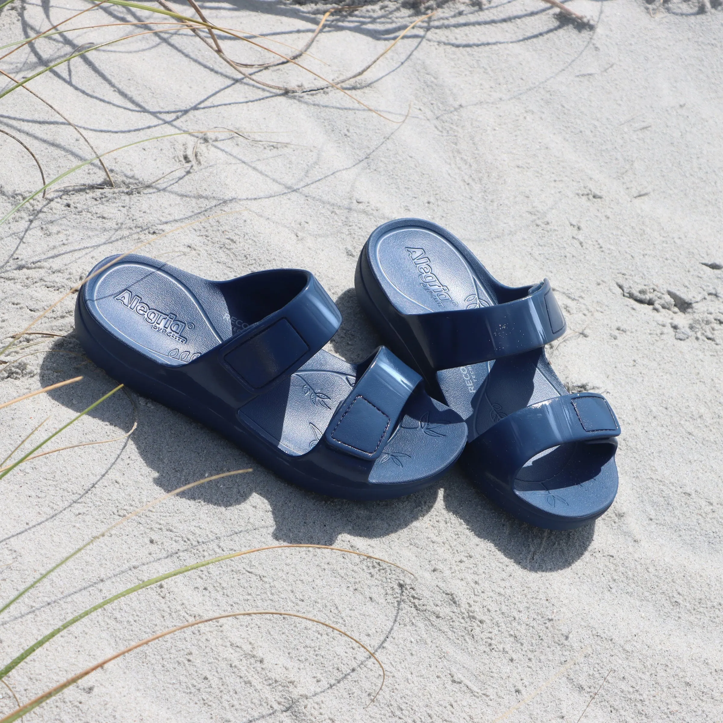 Orbyt Navy Gloss Sandal