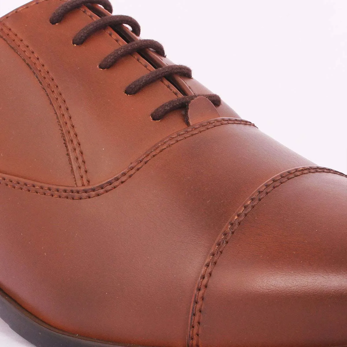 Tan Oxford Lace-ups