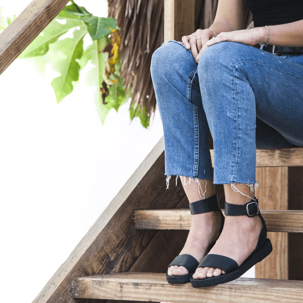 The Camila Leather Flatform Sandal