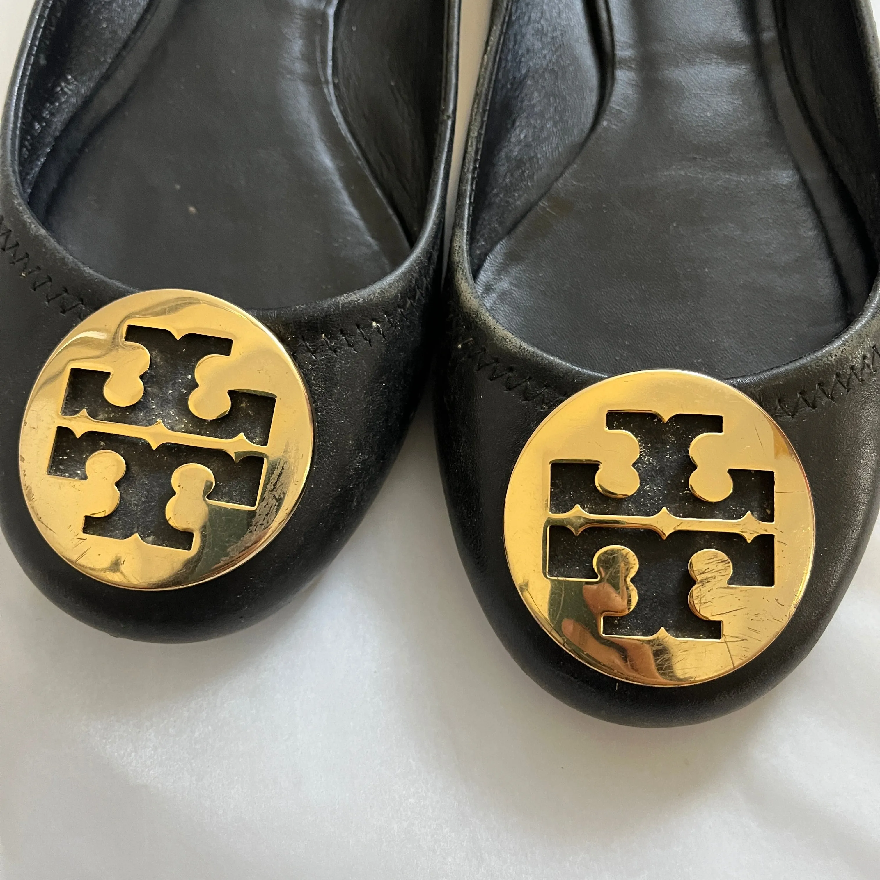 Tory Burch Black Leather 'REVA' Logo Ballet Flats | Pre Loved |